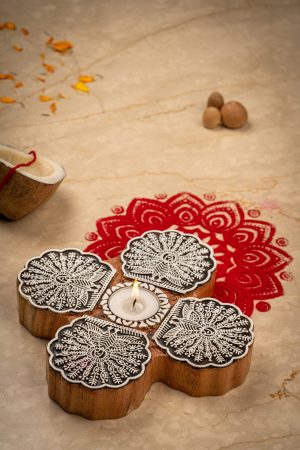 Handcrafted Sheesham Wood Block Lea Lights Holder - Palash